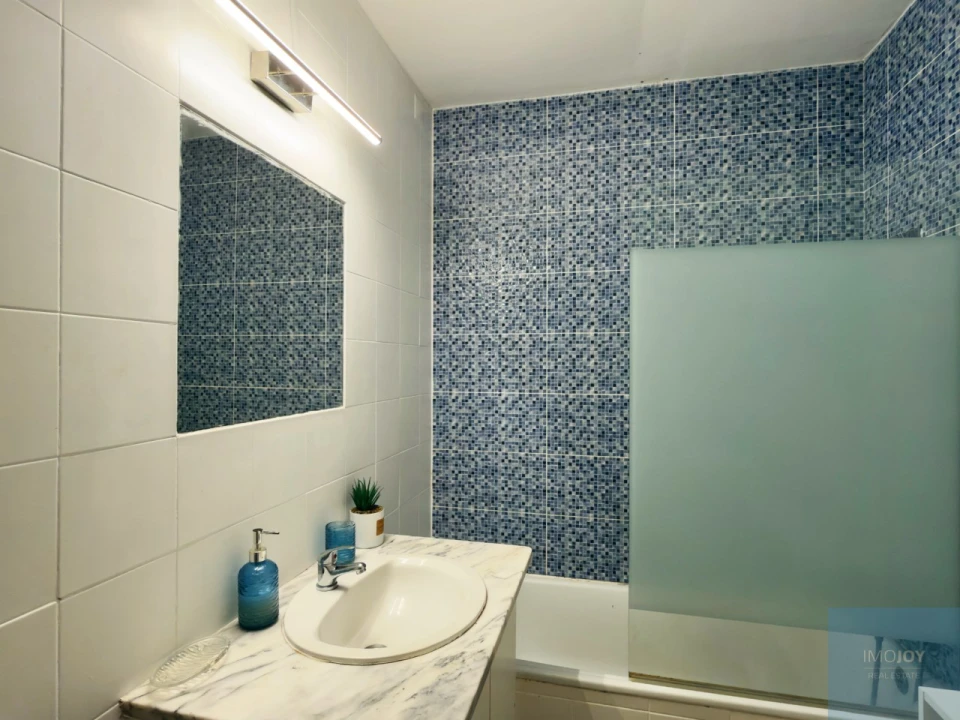 Apartamento T1 para Venda em Portimão Foto 18