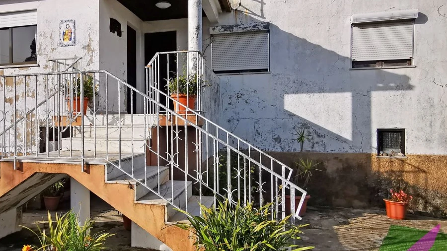 Moradia T4 para Venda em Perre