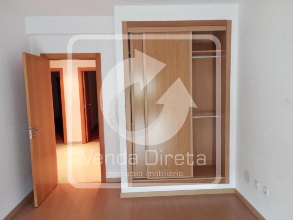 Apartamento T4 para Venda em Pinhal Novo Foto 9