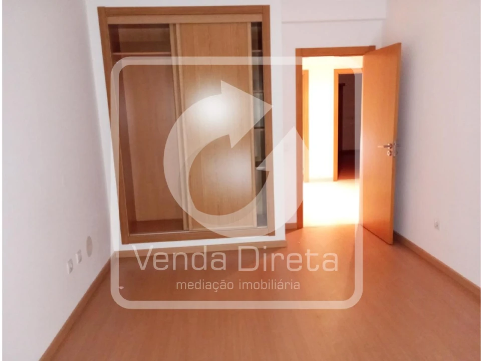 Apartamento T4 para Venda em Pinhal Novo Foto 11
