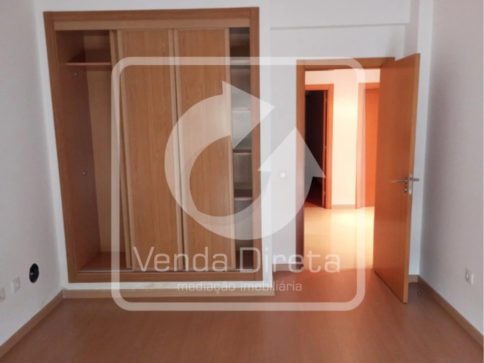 Apartamento T4 para Venda em Pinhal Novo Foto 13