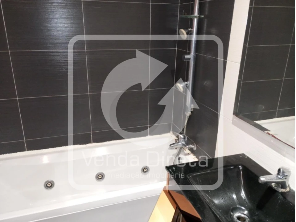 Apartamento T4 para Venda em Pinhal Novo Foto 16