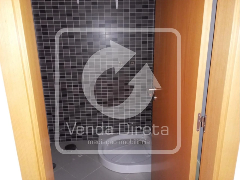 Apartamento T4 para Venda em Pinhal Novo Foto 18