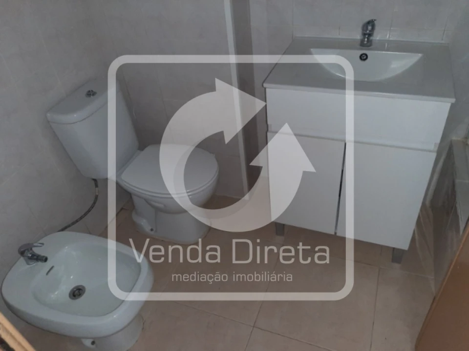 Apartamento T2 para Venda em Alto do Seixalinho, Santo André e Verderena Foto 17
