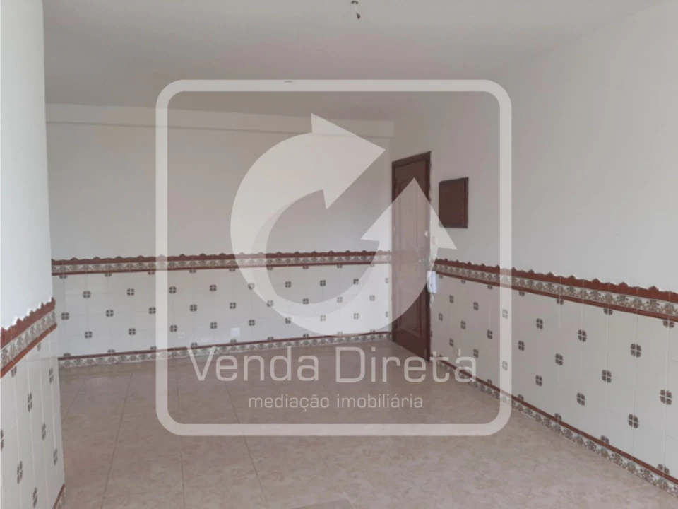 Apartamento T3 para Venda em Santo Antonio da Charneca Foto 6