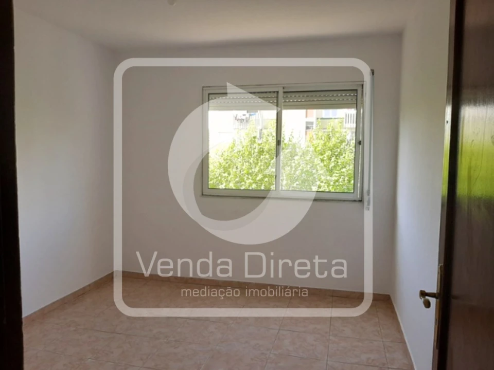 Apartamento T3 para Venda em Santo Antonio da Charneca Foto 9