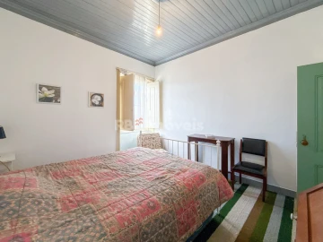 Moradia T7 para Venda em Olaia e Paço