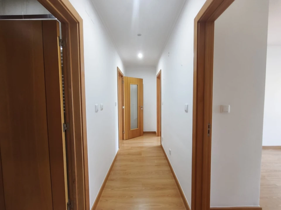 Apartamento T3 para Venda em Odivelas Foto 5