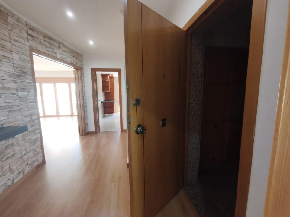 Apartamento T3 para Venda em Odivelas Foto 7