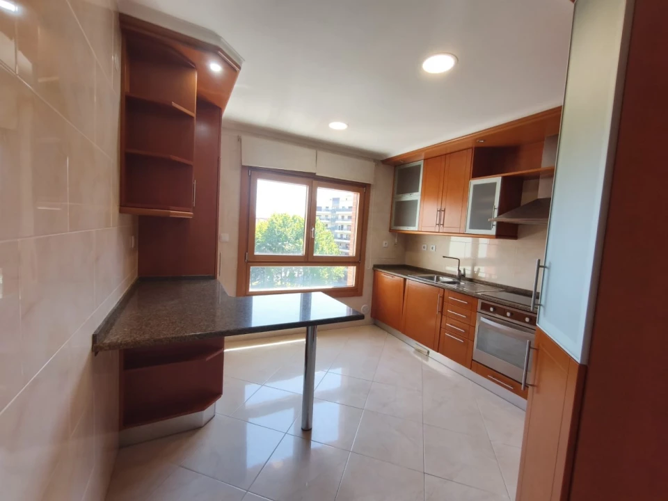 Apartamento T3 para Venda em Odivelas Foto 28