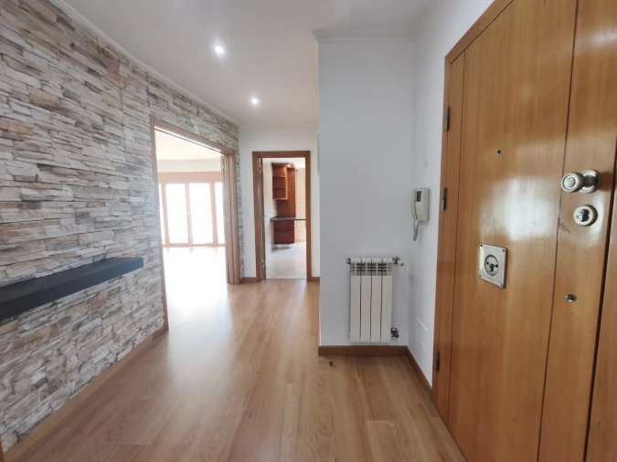 Apartamento T3 para Venda em Odivelas Foto 4