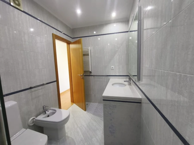 Apartamento T3 para Venda em Odivelas Foto 11