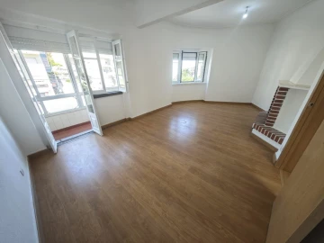 Apartamento T4 para Venda em Rio de Mouro