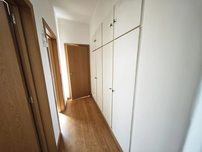 Apartamento T4 para Venda em Rio de Mouro Foto 14