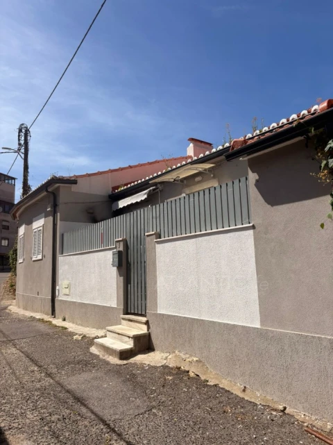 Moradia para Venda em Agualva e Mira-Sintra