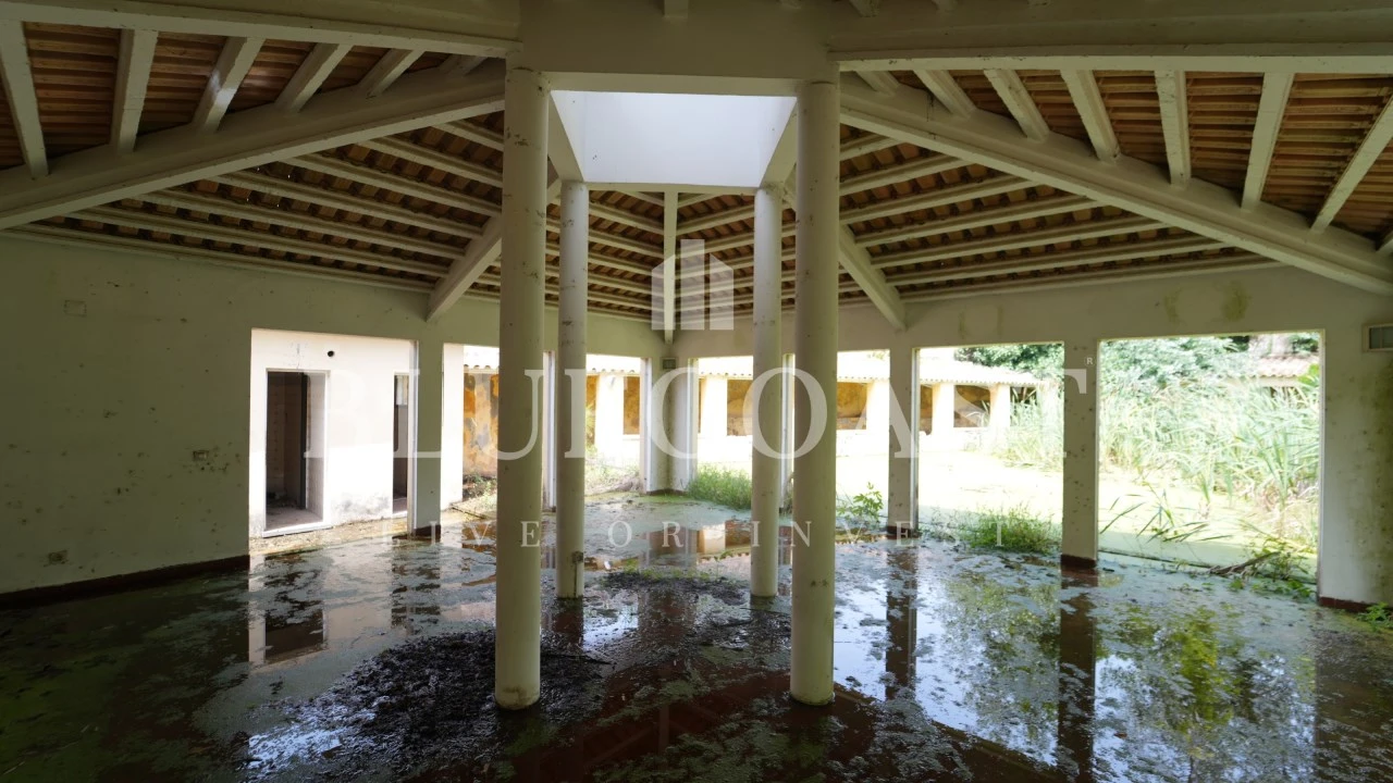 Moradia T20 para Venda em União das Freguesias de Setúbal Foto 29