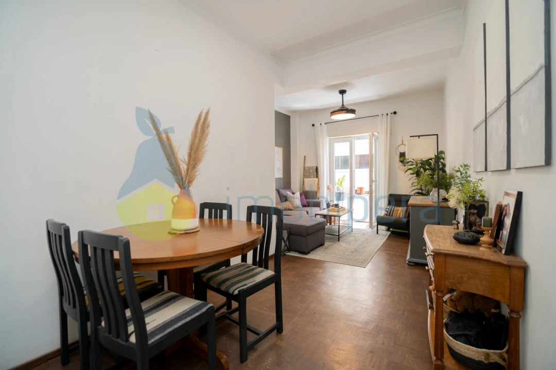 Apartamento T2 para Venda em Portimão Foto 7