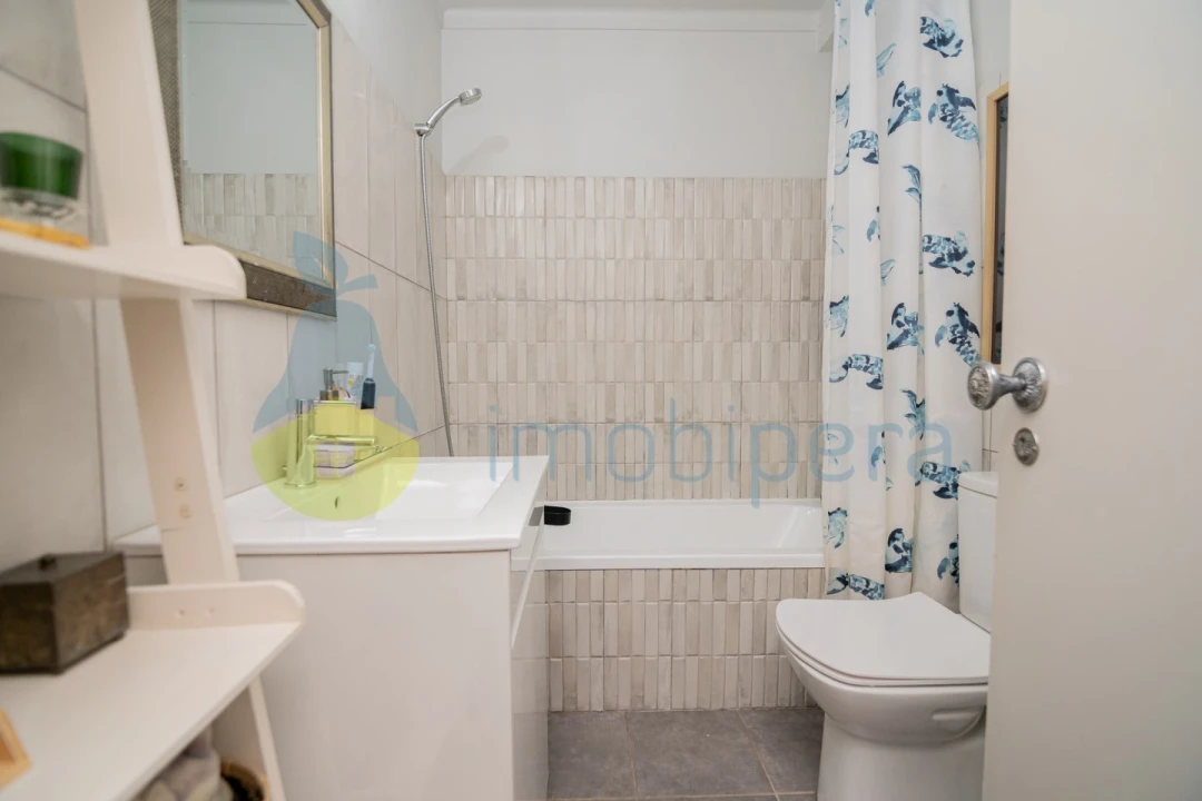 Apartamento T2 para Venda em Portimão Foto 24