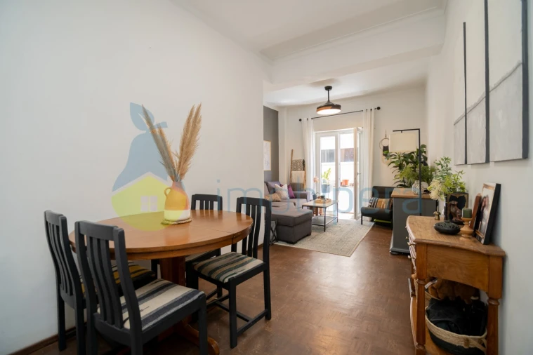 Apartamento T2 para Venda em Portimão Foto 7