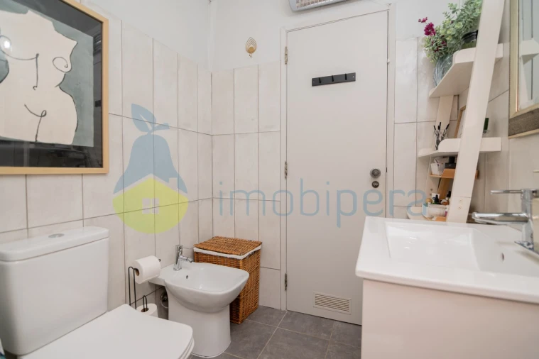 Apartamento T2 para Venda em Portimão Foto 25