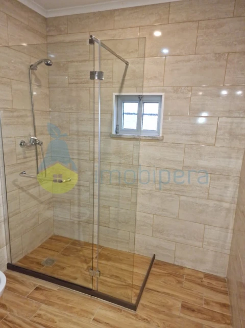 Moradia T3 para Venda em Odiaxere