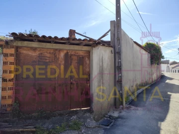 Moradia T2 para Venda em Malhou, Louriceira e Espinheiro