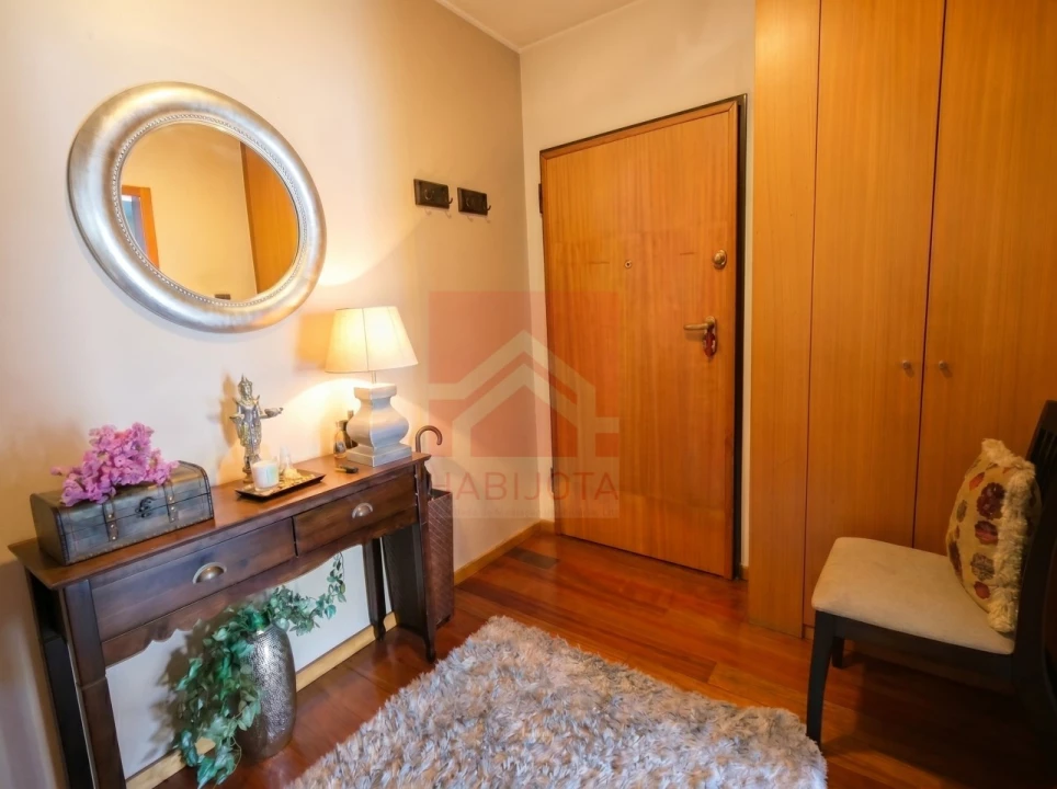 Apartamento T2 para Venda em Rio Tinto Foto 9