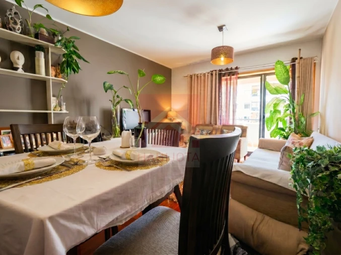 Apartamento T2 para Venda em Rio Tinto Foto 2