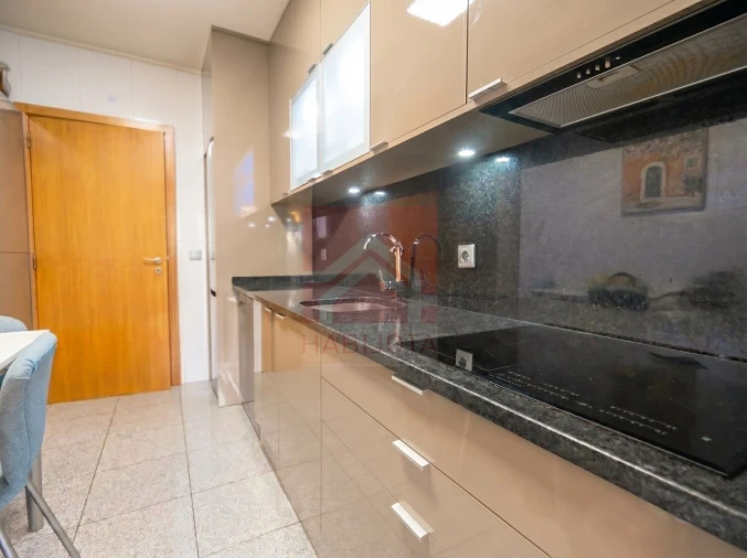 Apartamento T2 para Venda em Rio Tinto Foto 8