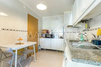 Apartamento T1 para Venda em Marvila