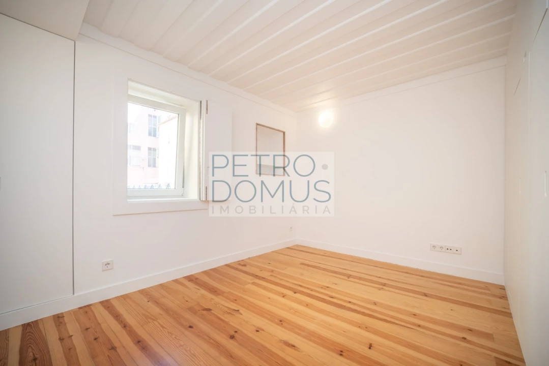 Apartamento T1 para Venda em São Vicente Foto 14