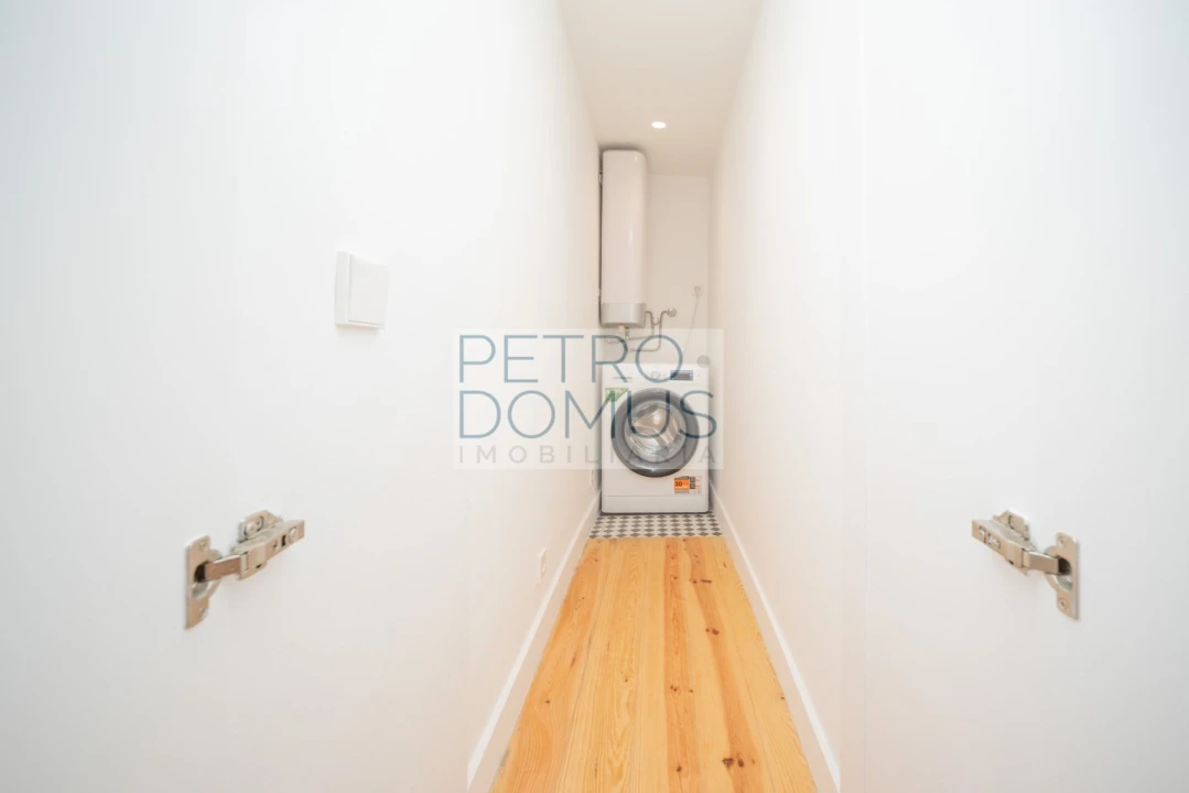 Apartamento T1 para Venda em São Vicente Foto 15