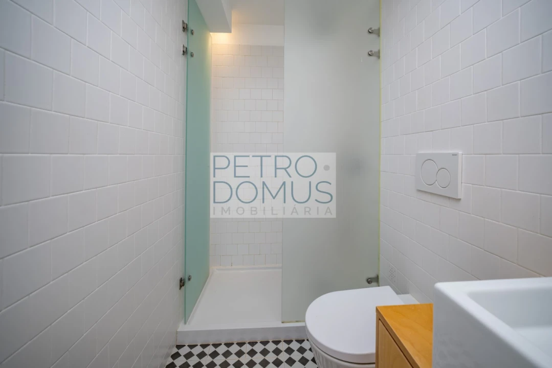 Apartamento T1 para Venda em São Vicente Foto 17