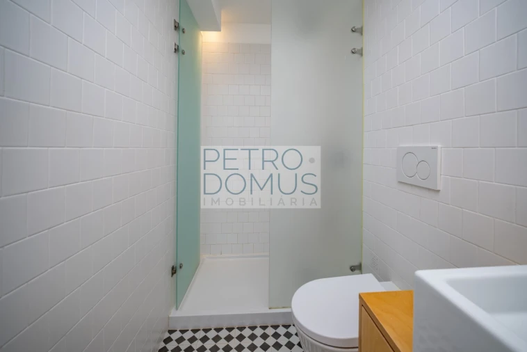 Apartamento T1 para Venda em São Vicente Foto 17