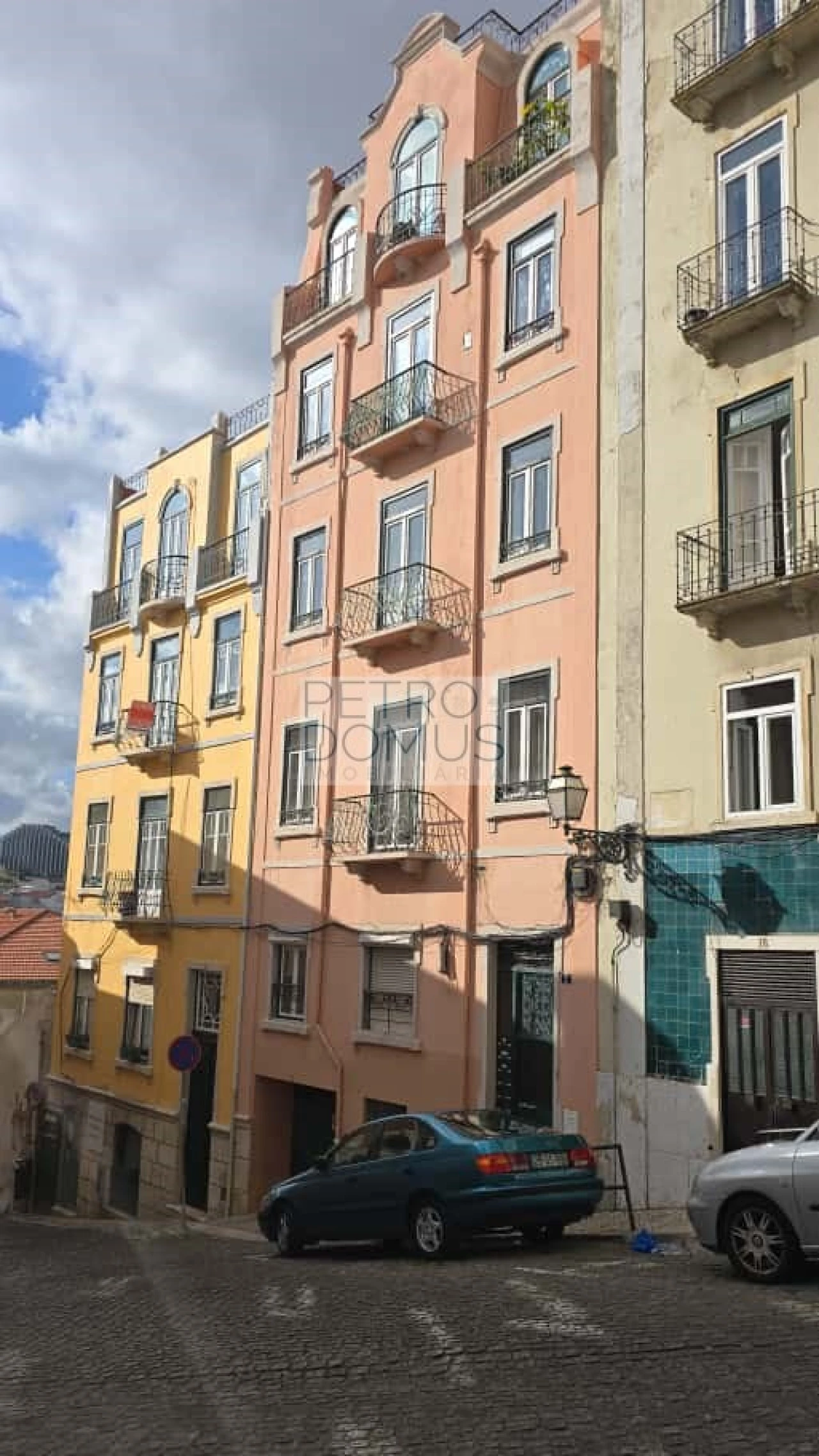 Apartamento T3 para Venda em Santo António Foto 3