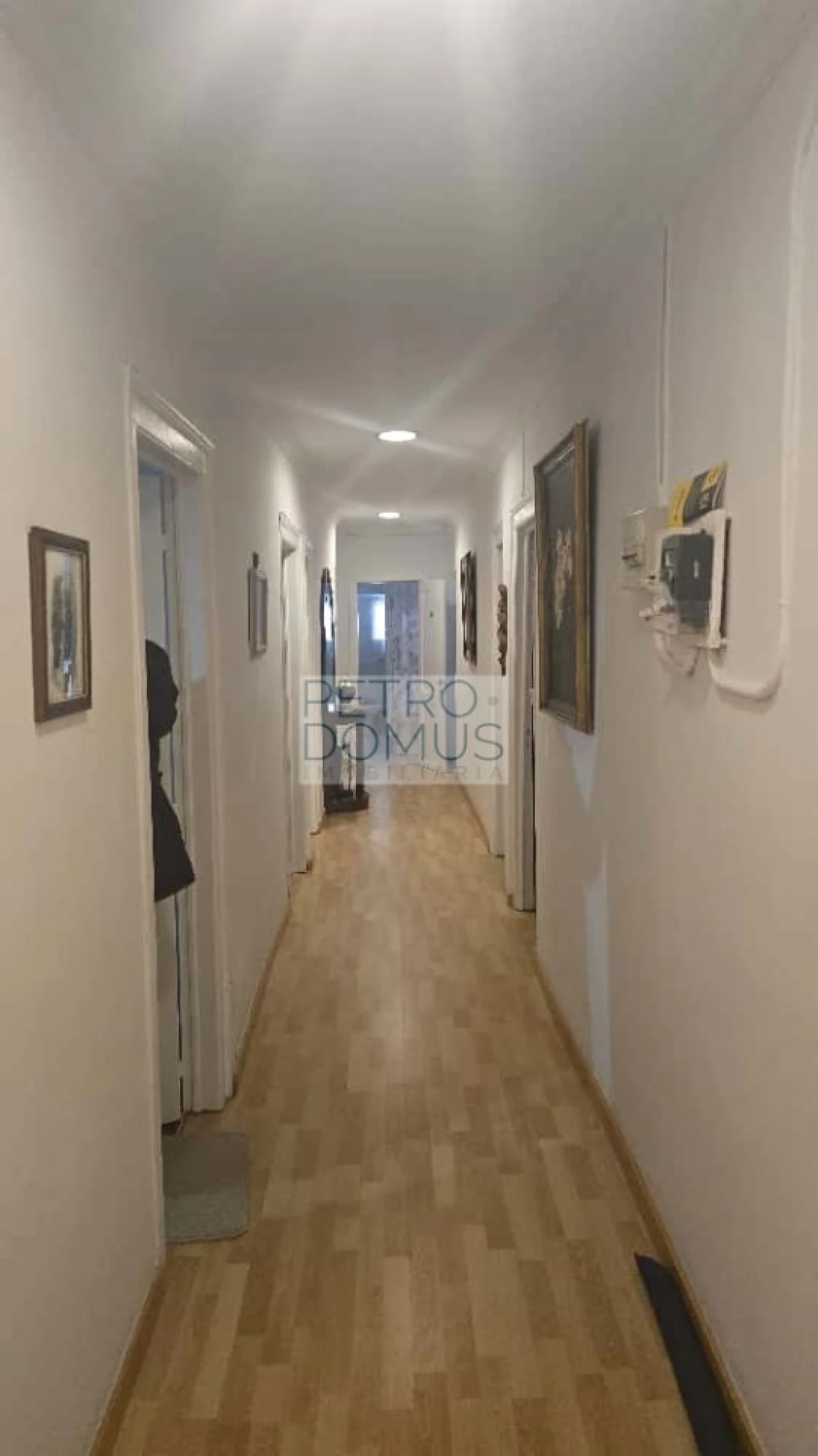 Apartamento T3 para Venda em Santo António Foto 6