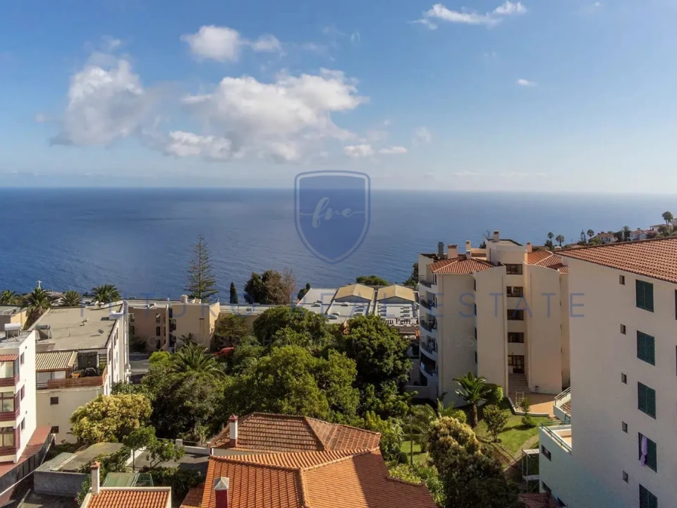 Apartamento T2 para Venda em Caniço Foto 19