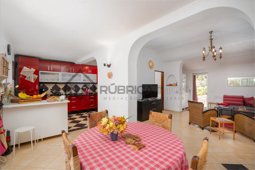 Moradia T3 para Venda em Santa Barbara de Nexe Foto 19