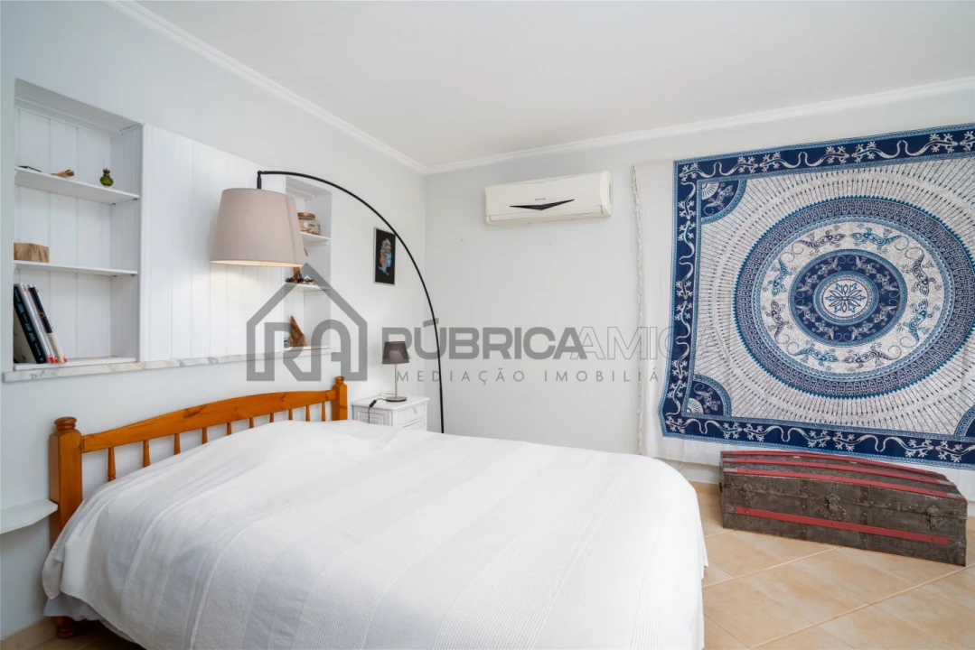 Moradia T3 para Venda em Santa Barbara de Nexe Foto 38