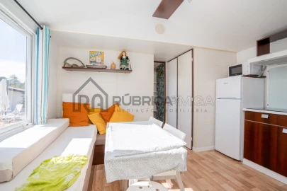 Moradia T3 para Venda em Santa Barbara de Nexe