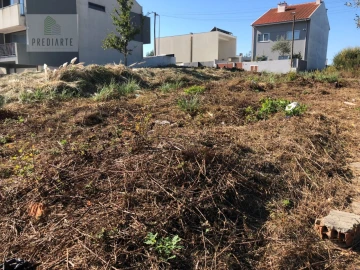 Terreno para Venda em Gulpilhares e Valadares