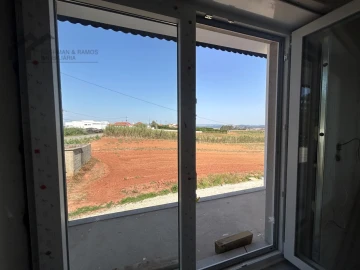 Moradia T4 para Venda em A dos Cunhados e Maceira