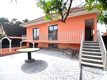 Moradia T5 para Venda em Quinta do Conde