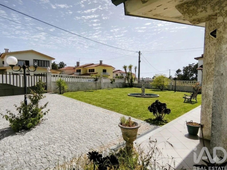 Moradia T3 para Venda em Chafe Foto 7