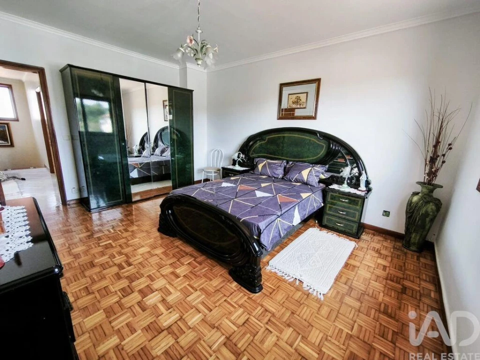 Moradia T3 para Venda em Chafe Foto 17