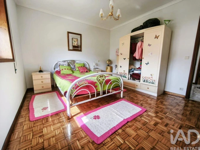 Moradia T3 para Venda em Chafe Foto 16