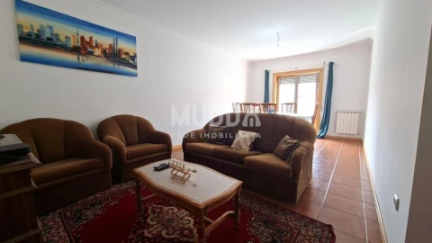 Apartamento T2 para Venda em Sé, Santa Maria e Meixedo