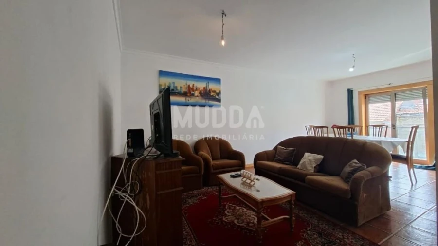 Apartamento T2 para Venda em Sé, Santa Maria e Meixedo Foto 8