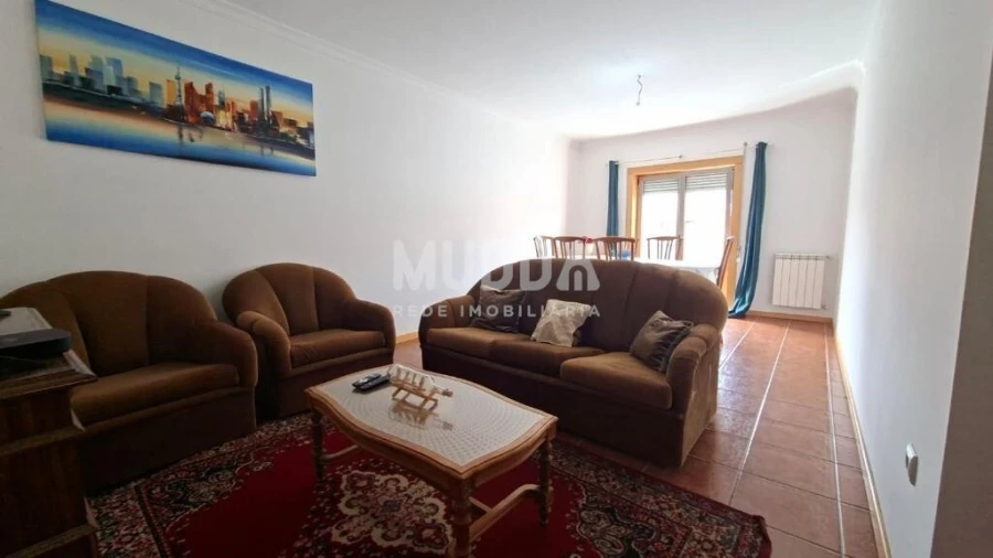 Apartamento T2 para Venda em Sé, Santa Maria e Meixedo Foto 7