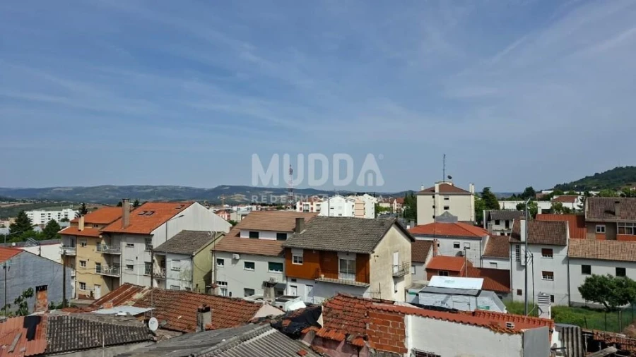 Apartamento T2 para Venda em Sé, Santa Maria e Meixedo Foto 14
